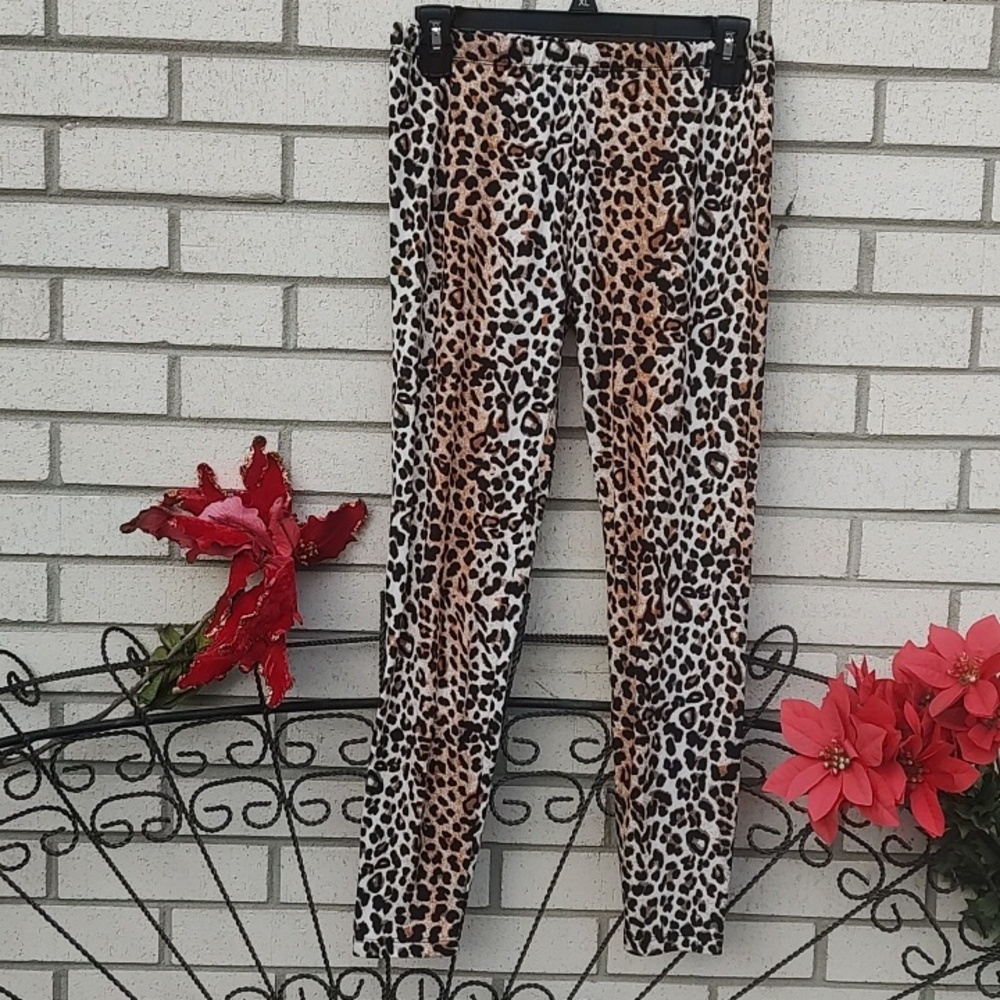 Leopard Leggings - Picture 4 of 10